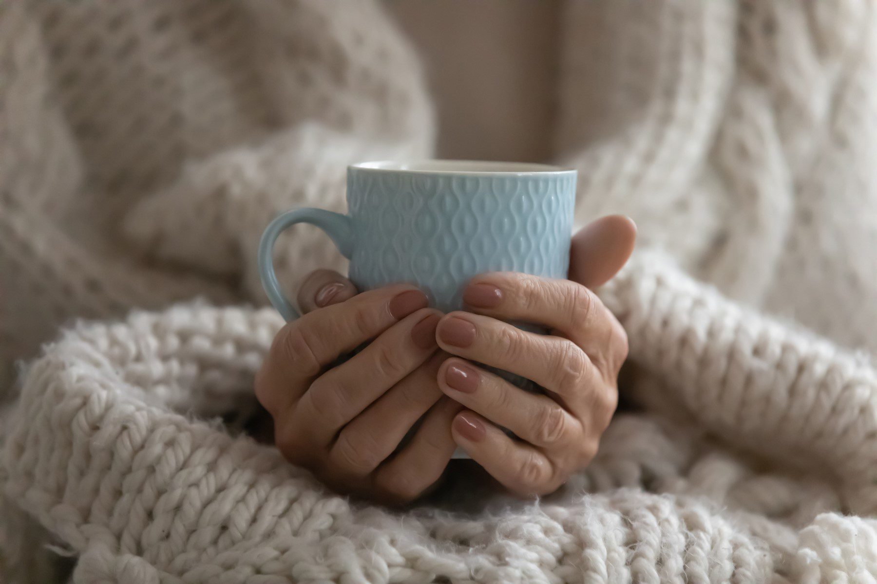 Close-up-mature-woman-wrapped-warm-blanket-holding-mug-1271502109_sm Garden-fresh Meals