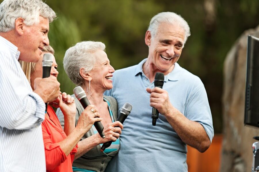 Group-of-senior-friends-having-a-party-482736620_sm