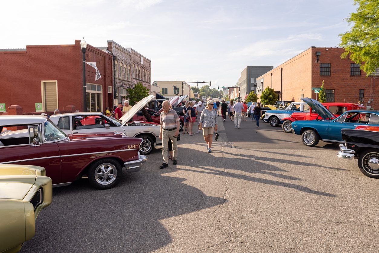 Older Adults Visit Downtown Conway